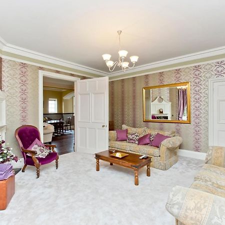 Luxury 3-Bedroom Apartment With Stunning Views At Ramsay Garden Edinburgh Exterior foto