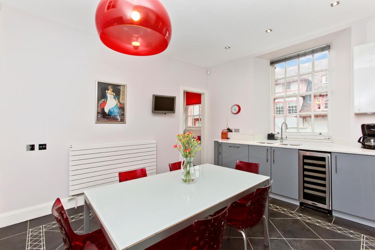 Luxury 3-Bedroom Apartment With Stunning Views At Ramsay Garden Edinburgh Exterior foto